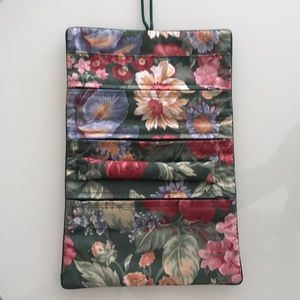 Travel jewelry case.